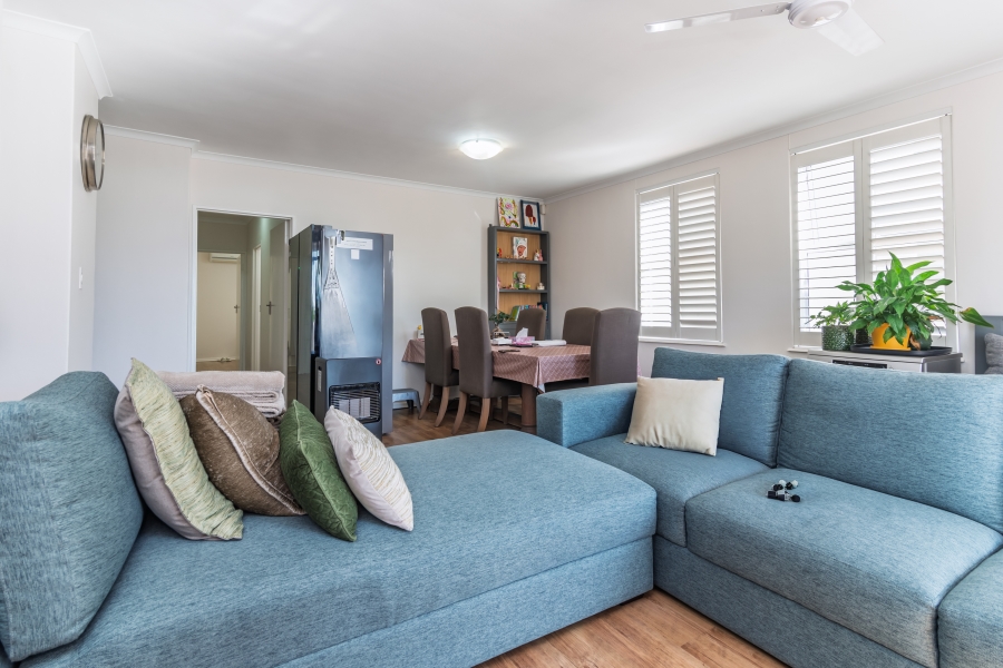 2 Bedroom Property for Sale in Vredehoek Western Cape